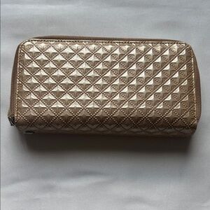 Elegant Quilted Women's Wallet GUC